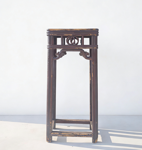 19th Century Chinese Elm Pedestal Table