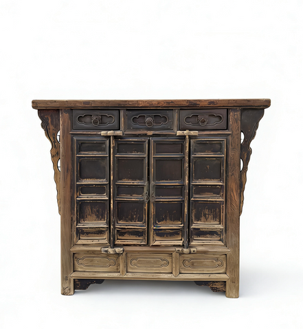 17th Century Elm Cabinet