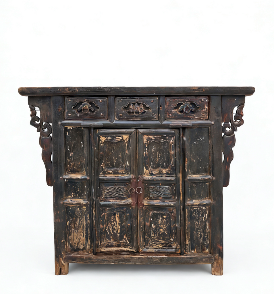 Triple Drawer Elm Coffer