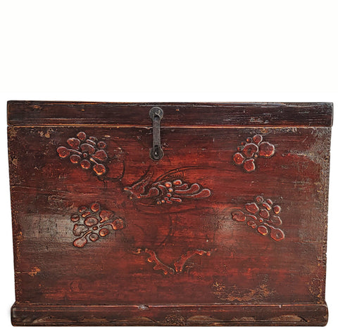 Deep Brown Antique Trunk Accent Table