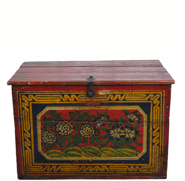 Red 22" Inch Long Antique Accent Trunk Table