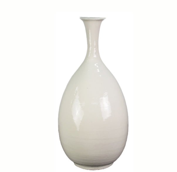 White Fine Vase - Dyag East