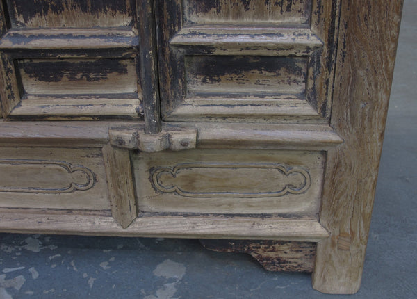 17th Century Elm Cabinet - Dyag East