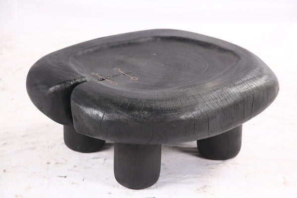 30” Round Living Edge Coffee Table - Dyag East