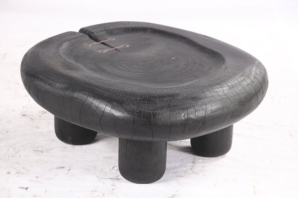 30” Round Living Edge Coffee Table - Dyag East
