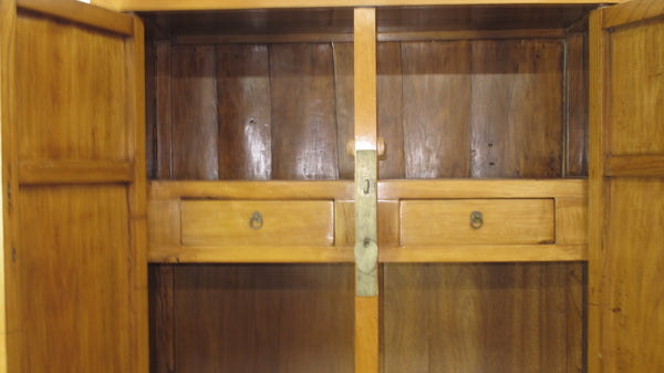 Classical Late 19th Century Antique Chinese Armoire