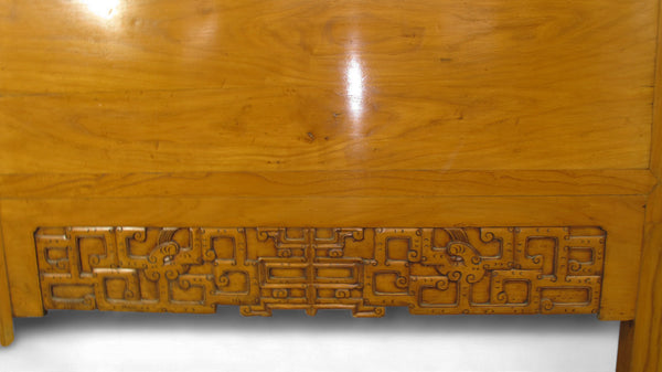 Classical Late 19th Century Antique Chinese Armoire