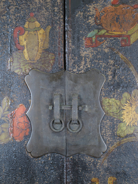 Hand Painted Antique Chinese Cabinet 2