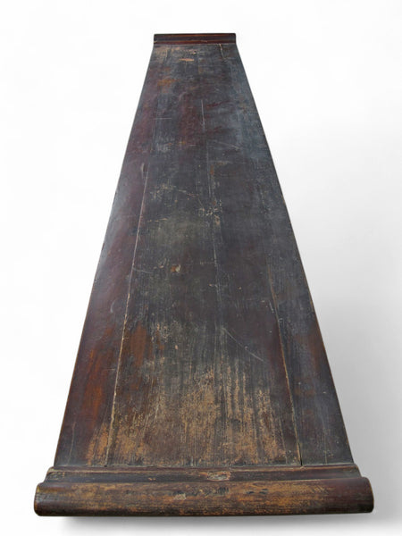 Early 20th Century Beijing Altar Console Table - Dyag East