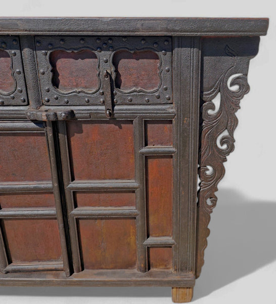 Late 18th Century Antique Red Asian Sideboard - Dyag East