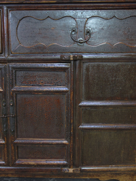 Late 18th Century Elm Buffet - Dyag East