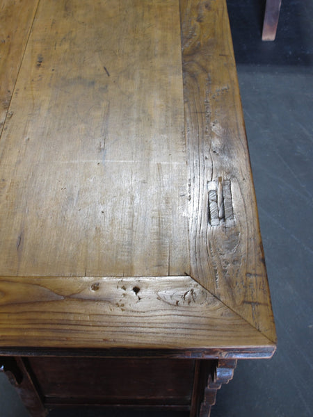 Late 18th Century Elm Buffet - Dyag East