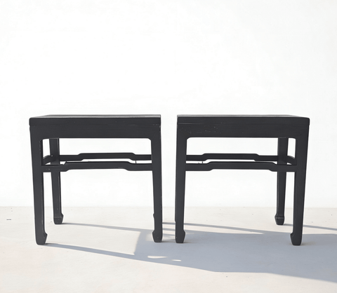Pair of 19th Century Black Lacquered Side Tables - Dyag East
