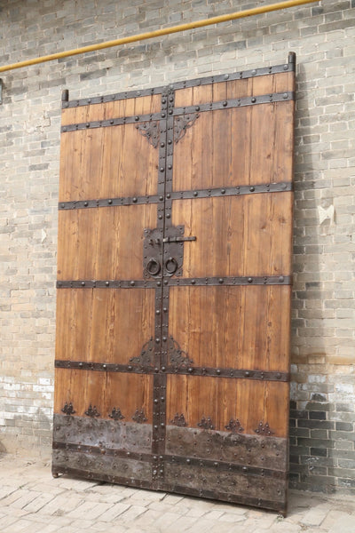 8.6 Feet Tall Large Vintage Chinese Door - Dyag East