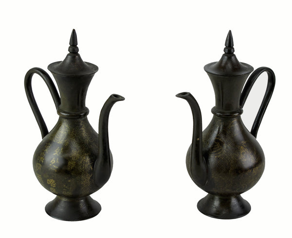 Pair of Decorative Chinese Flagon - Dyag East
