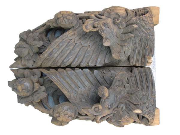 Pair Carvings