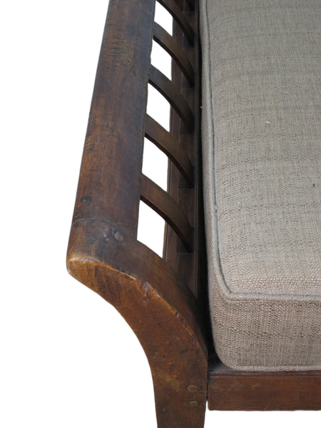 Upholstered Dutch Colonia Daybed