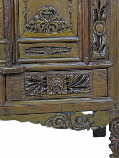 Hand Carved Chinese Antique Cabinet