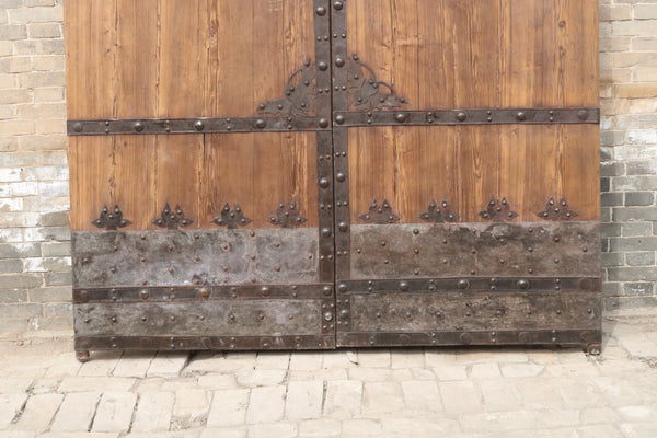 8.6 Feet Tall Large Vintage Chinese Door