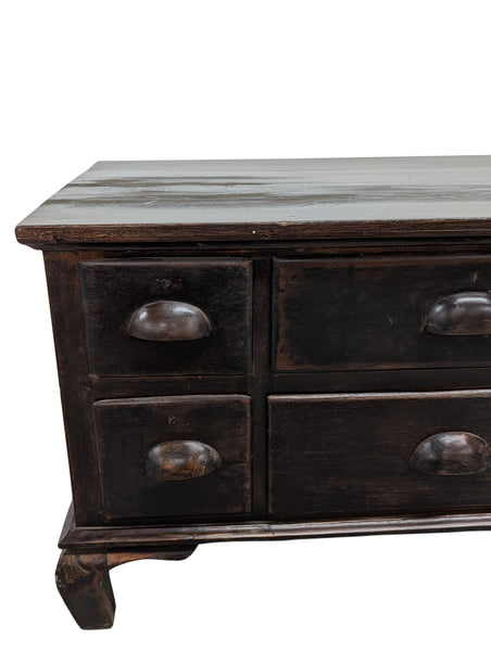 Guangdong Accent Table - Dyag East