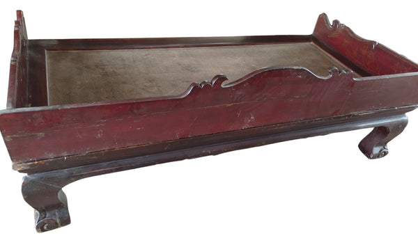 Large Antique Chinese Daybed - Dyag East