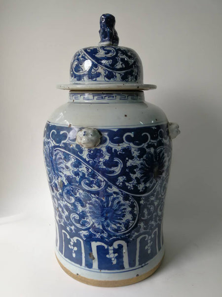 Blue and White Oriental Decorative Porcelain Ginger Jar