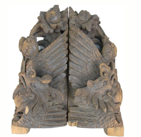 Pair Carvings - Dyag East