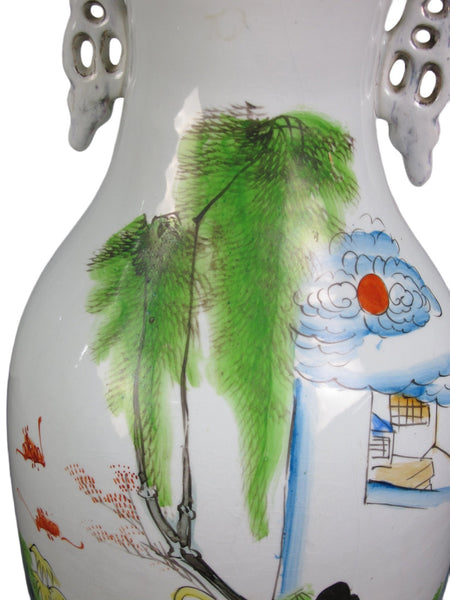 Vintage Chinese Famille Rose Porcelain Vase - Dyag East