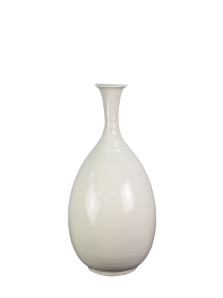 White Fine Vase - Dyag East